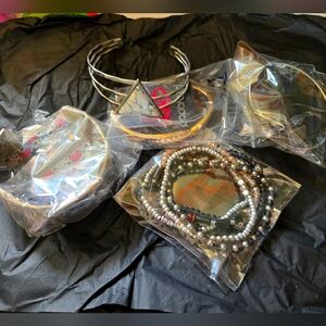 Paparazzi jewelry bracelet bundle